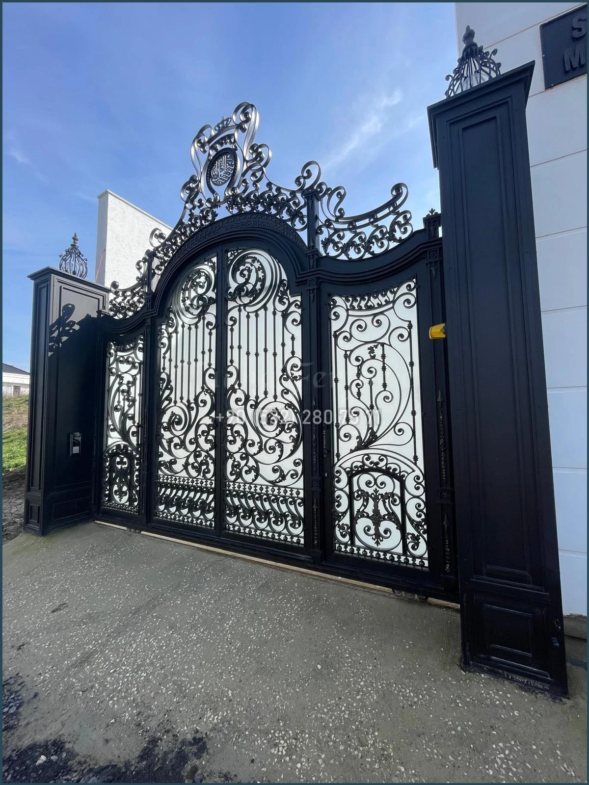 Paslanmaz Bahçe Kapıları – Her Mevsime Dayanıklı Estetik Çözümler